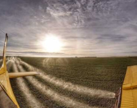 Produtores de Goiás recorrem à nucleação de nuvens para salvar lavouras e antecipar crise hídrica