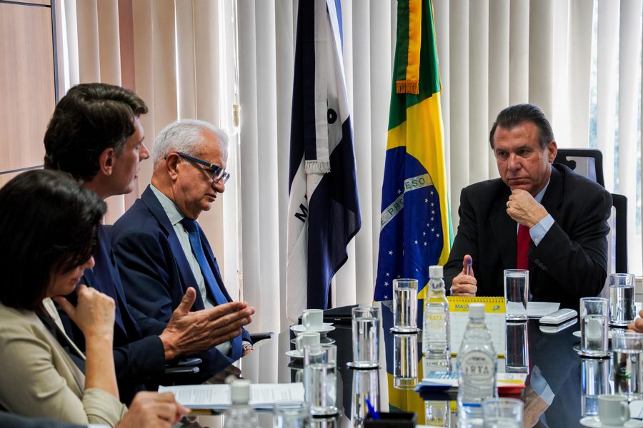 Cecafé e MTE atuam para ampliar segurança jurídica e comercial a exportadores brasileiros de café