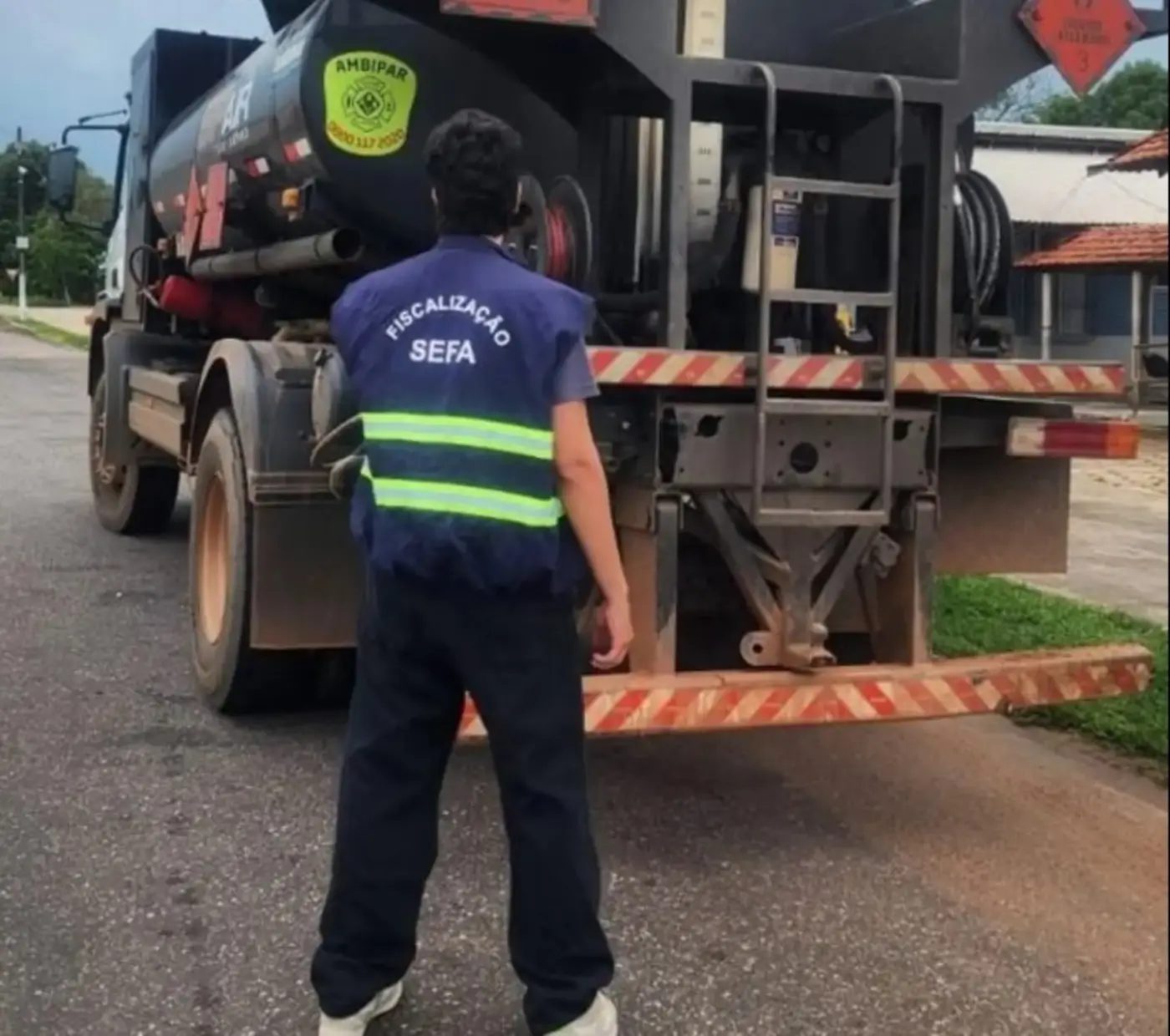 Operação apreende 10 mil litros de gasolina de aviação avaliados em R$ 47 mil