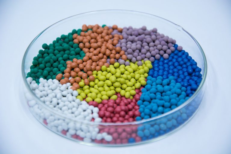 Sementes peletizadas vs. comuns: Qual a melhor escolha para sua lavoura?