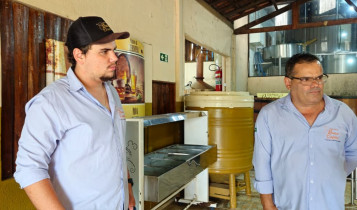 De hobby a referência: alambique familiar transforma paixão em negócio próspero na região vulcânica