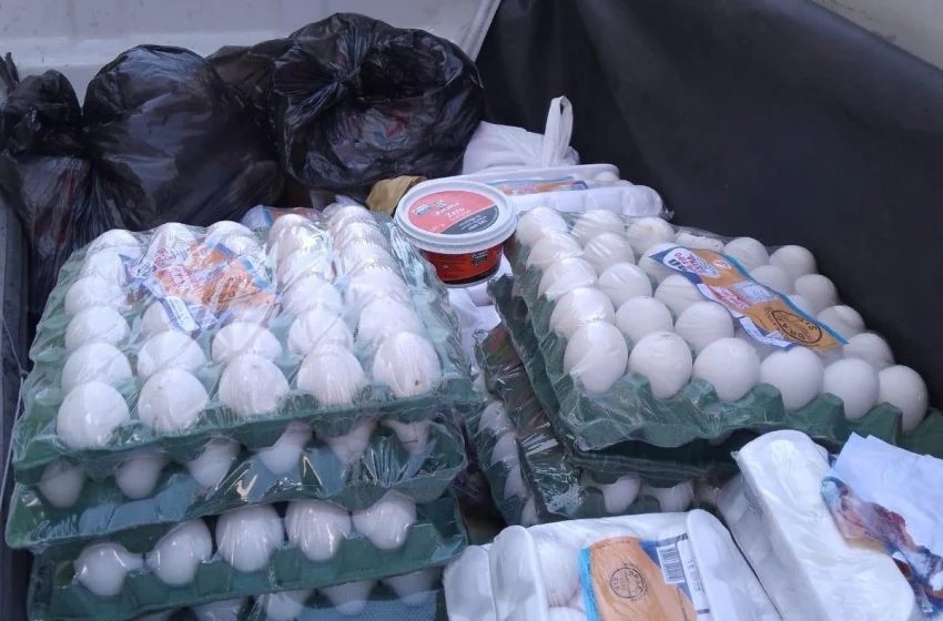 Fiscalização apreende 100 kg de alimentos impróprios para consumo em comércio