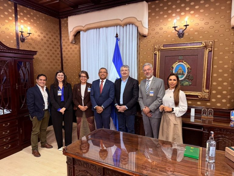Brasil e Honduras discutem parceria estratégica para modernizar a agricultura e fortalecer a segurança alimentar