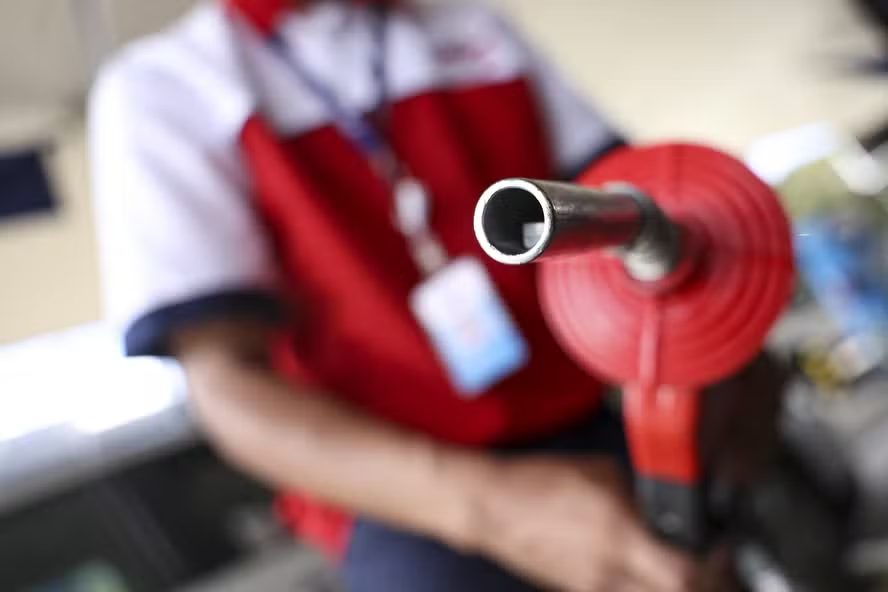 Proposta do Ministério de Minas e Energia prevê aumento de etanol na gasolina para 32%