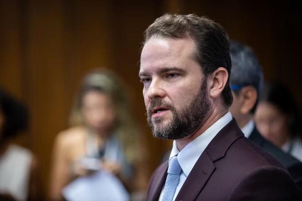Após aprovação no Senado, governo ameaça vetar renegociação de dívidas rurais na Câmara