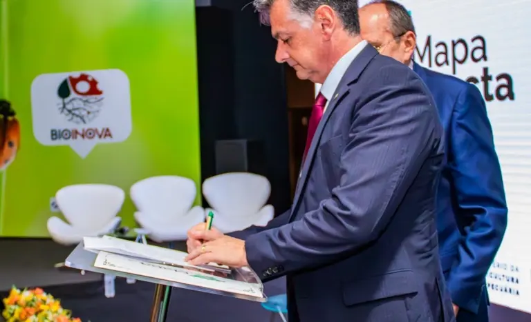Mapa firma Protocolo de Intenções com a Secretaria de Agricultura e Abastecimento de São Paulo para fortalecer a inovação agropecuária