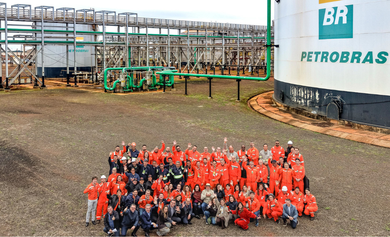 Ministro André de Paula participa da retomada da UFN-III e de entregas em Mato Grosso do Sul